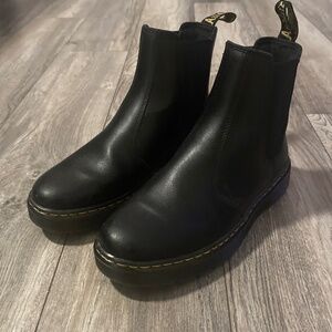 Doc Martens ‘Dorrian’ black boots US7